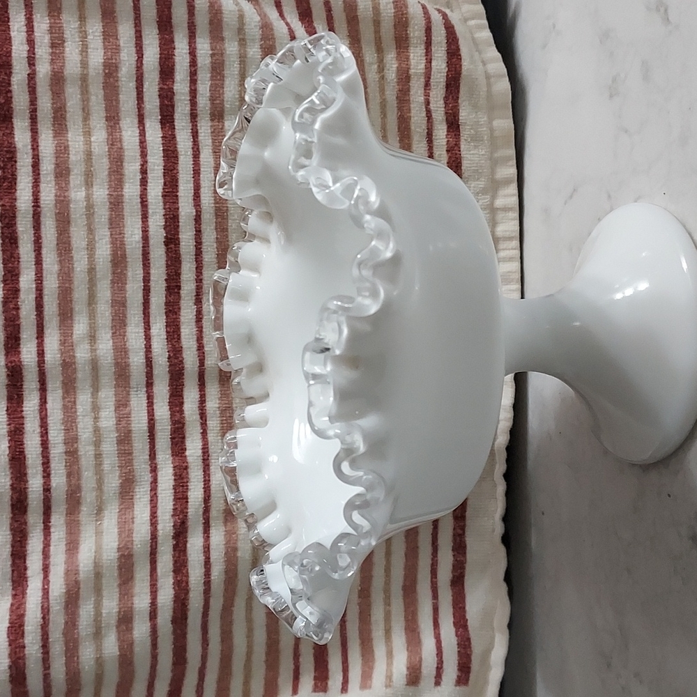 Fenton silver crest bowl with stand